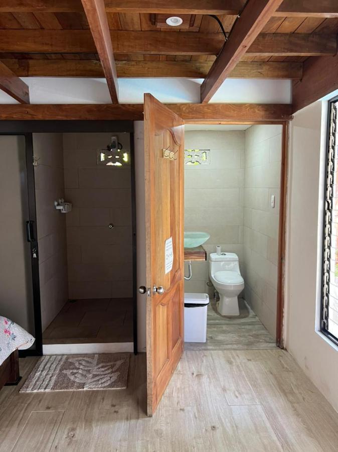Hotel Liah'S トルトゥゲーロ エクステリア 写真